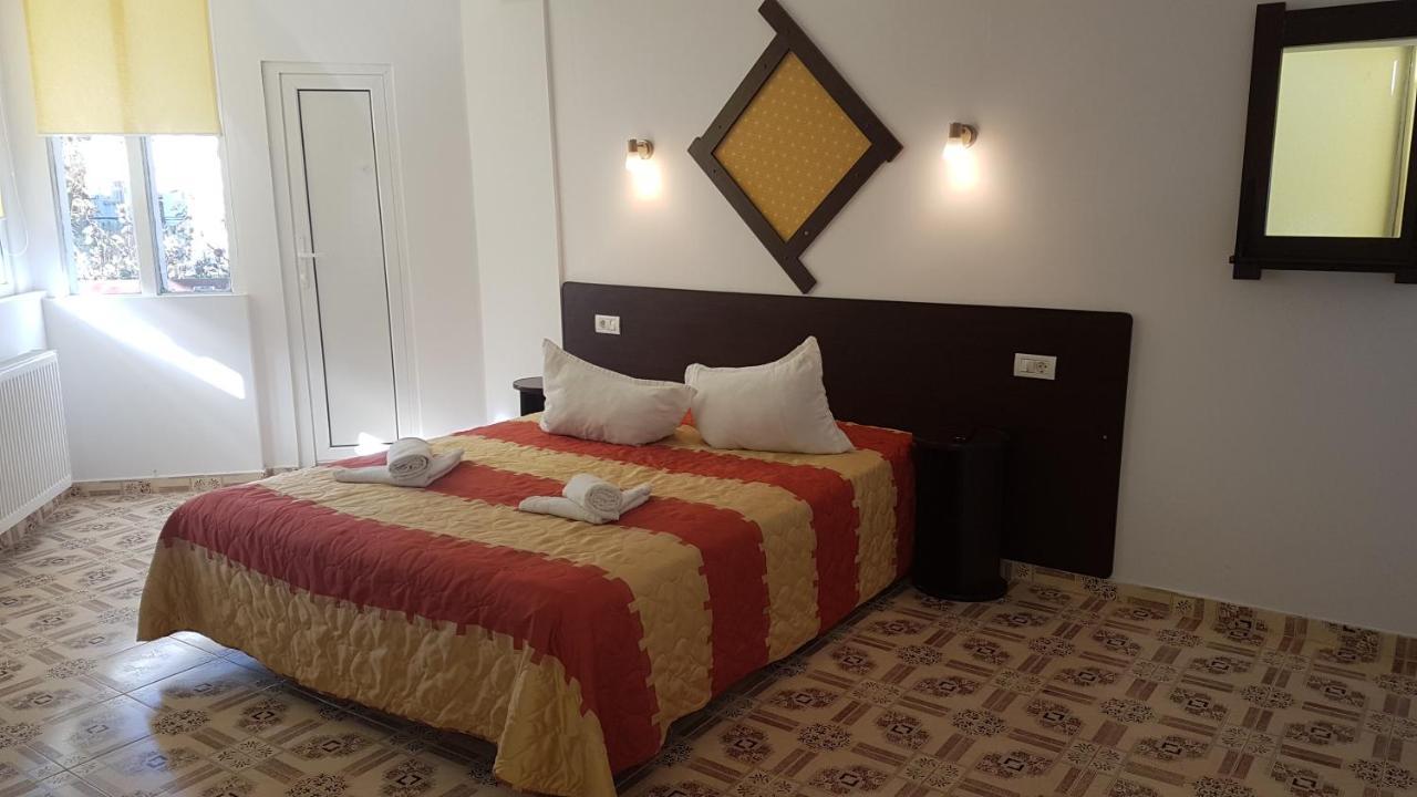 Pensiunea Casa Noastra Hotel Sinaia Buitenkant foto
