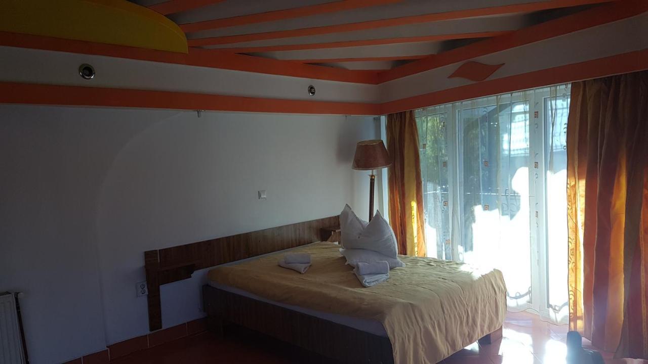 Pensiunea Casa Noastra Hotel Sinaia Buitenkant foto