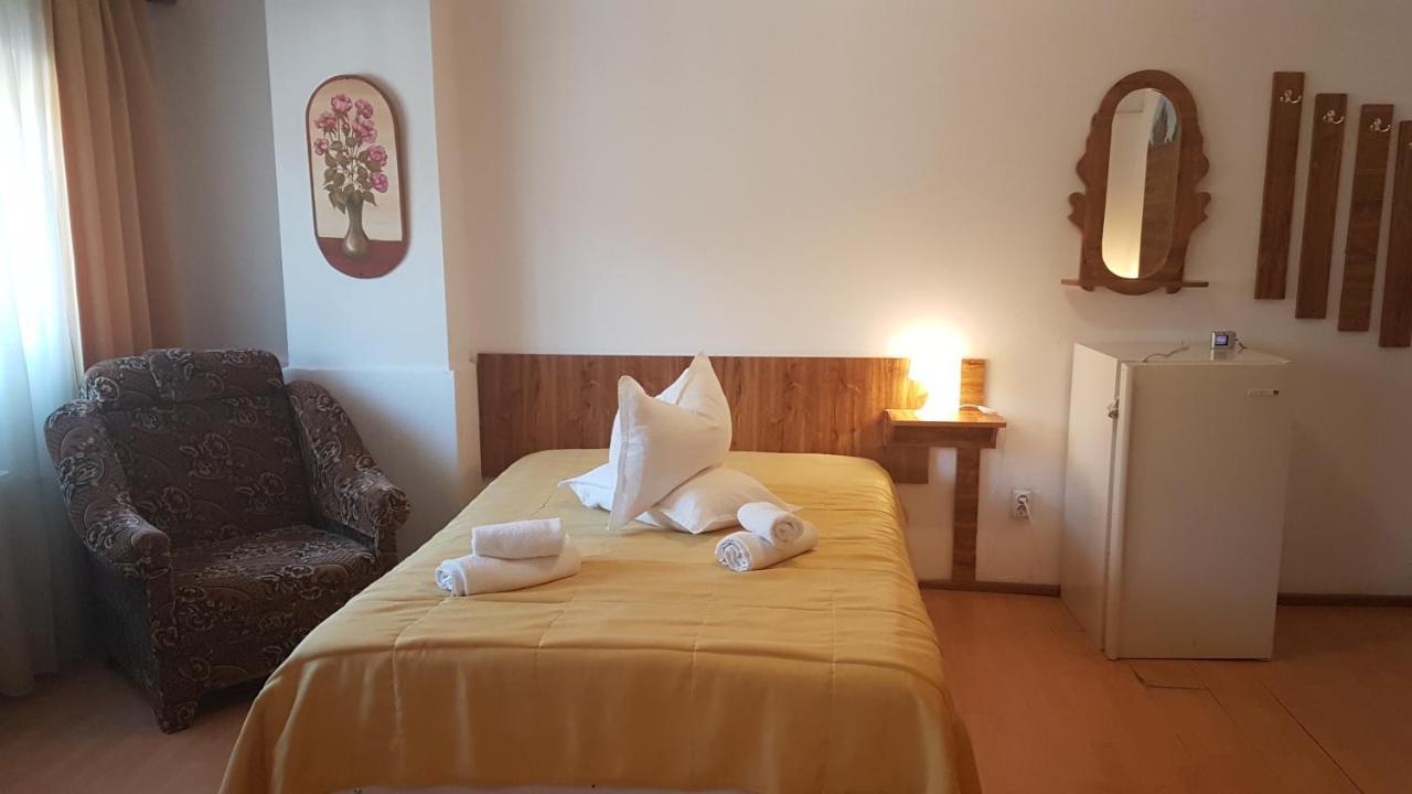 Pensiunea Casa Noastra Hotel Sinaia Buitenkant foto